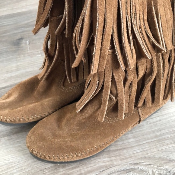 Minnetonka brown 3 layer suede fringe moccasins womens size 5 - Picture 8 of 8